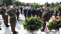 Polaganje vijenaca na Mirogoju - 1