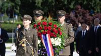 Položeni vijenci na vukovarskom Memorijalnom groblju