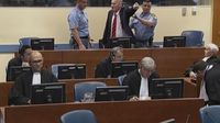 Ratko Mladić vikao u sudnici (Foto: Dnevnik.hr)
