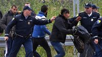 Nemiri na granici između migranata i policije (Foto: AFP)
