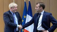 Boris Johnson i Emmanuel Macron (Foto: AFP)