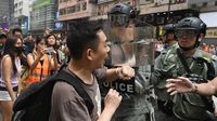 Nastavljaju se nasilni prosvjedi u Hong Kongu (Foto: AFP) - 2