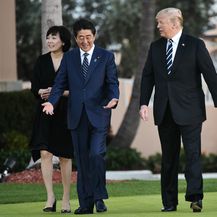 Akie Abe, Shinzo Abe, Donald Trump i Melania Trump uoči večere