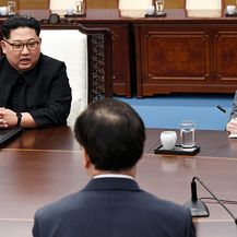 Kim Jong Un je stigao u pratnji sestre (Foto: Getty Images)