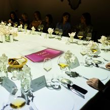 Na ekskluzivnoj i prvi put predstavljenoj 3D mapping večeri u restoranu Dubravkin put, Vichy je predstavio četiri linije svojih proizvoda - 7