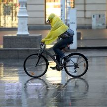 Zagreb: Zagrepčane dočekala kiša i promjena vremena (Patrik Macek/PIXSELL)