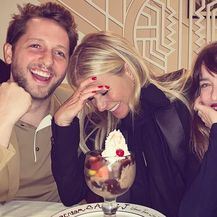 Gwyneth Paltrow u društvu djevojke svog bivšeg muža (Foto: Instagram)