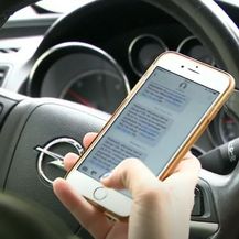 Mobitel u vožnji - 4