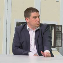 Oleg Butković - 4