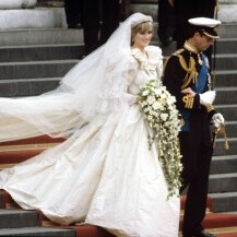 Princeza Diana i tada princ Charles na vjenčanju