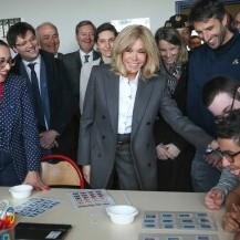 Brigitte Macron u institutu Leonce Malecot
