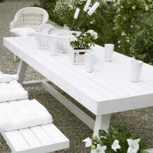 Elegantni vrt uređen u bijeloj boji - 10