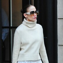 Jennifer Lopez u potpuno bijelom izdanju u New Yorku