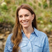 Catherine Middleton u skinny trapericama i gležnjačama See by Chloe - 6