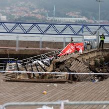 Urušena platforma u Španjolskoj (Foto: AFP)