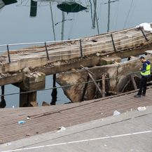 Urušena platforma u Španjolskoj (Foto: AFP)