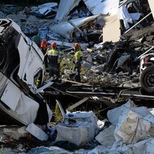 Potraga za preživjelima u Genovi (Foto: AFP)