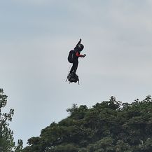 Franky Zapata flyboardom preletio La Manche (Foto: AFP)