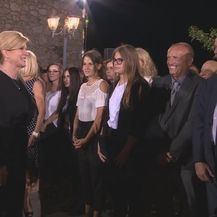 Kolinda Grabar Kitarović među mnoštvom (Foto: Dnevnik.hr)