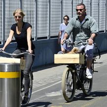 Liev Schreiber i Taylor Neisen (Foto: Profimedia)