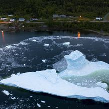 Velika santa leda u moru blizu obale (Foto: Arhiva/AFP)