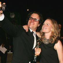 Elisabeth Shue sa suprugom Davisom na dodjeli Oscara 2007. godine