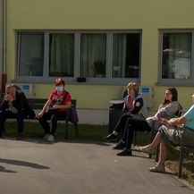 Građani nemaju kamo, Zakona o obnovi nema - 6