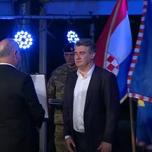 Zoran Milanović: Odlikovanje generala - 1
