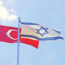 Zastave Izraela i Turske