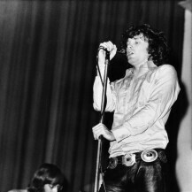 Neprežaljeni Jim Morrison u kultnim kožnatim hlačama