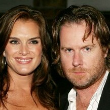 Brooke Shields i Chris Henchy