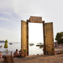 Pješčana plaža Lost Bay jedna je od najljepših u Istri - 9