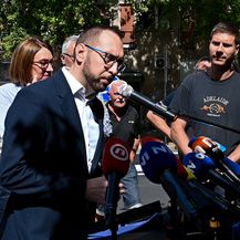 Ivan Pernar na presici Tomislava Tomaševića - 1