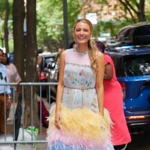 Blake Lively u haljini Dauphinette - 3