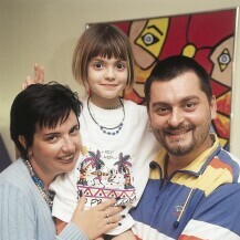 Dino Dvornik s obitelji