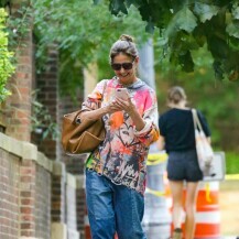 Katie Holmes u šetnji New Yorkom