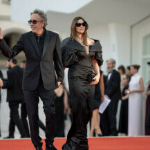 Monica Bellucci u haljini modne kuće Vivienne Westwood na Filmskom festivalu u Veneciji - 7