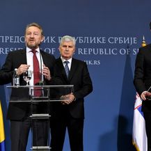 Izetbegović, Vučić i Čović na zajedničkom sastanku (Foto: AFP)