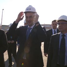 Premijer Plenković na naftnom gradilištu (Foto: Dnevnik.hr)