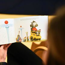 Malim pacijentima na Klinici za pedijatriju KBC-a Zagreb Zlatko Dalić čitao je slikovnicu 'Zlatkov dan za igru'