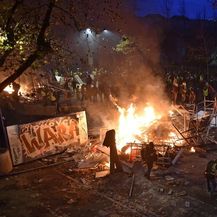 Prosvjed žutih prsluka u Parizu (Foto: AFP) - 7