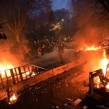 Prosvjed žutih prsluka u Parizu (Foto: AFP) - 8