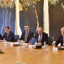Sjednica VNS-a (Foto: Ured Predsjednice)