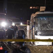 Eksplozija autobusa u Kairu (Foto: AFP)
