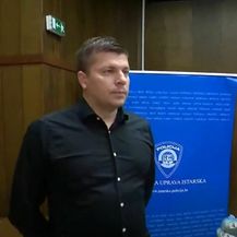 Dino Hajdarević - 1