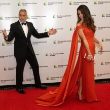 George i Amal Clooney na crvenom tepihu - 2