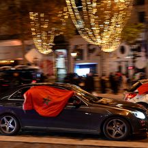 Slavlje u Parizu nakon pobjede Maroka - 3