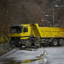 Srbi na sjevernom Kosovu blokirali ceste