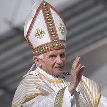 Papa Benedikt XVI. - 1