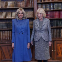 Brigitte Macron i kraljica Camilla na dodjeli nagrada za književnost u Londonu